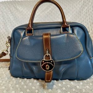 Dooney & Bourke purse.